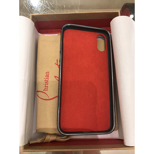 クリスチャンルブタン 豪華なレッド・ストラスの派手さで絶対に勝ち「iPhone XS Max」