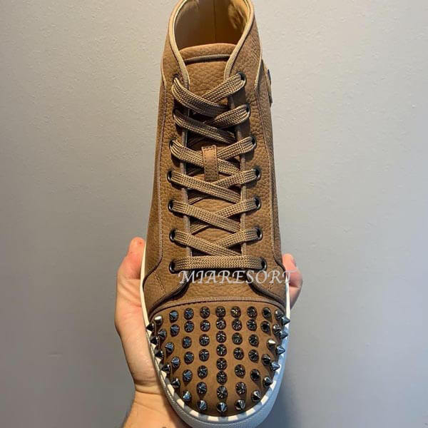 21SS 新作★ ルブタン Lou Spikes Silver スパイク ★スニーカー偽物3200570